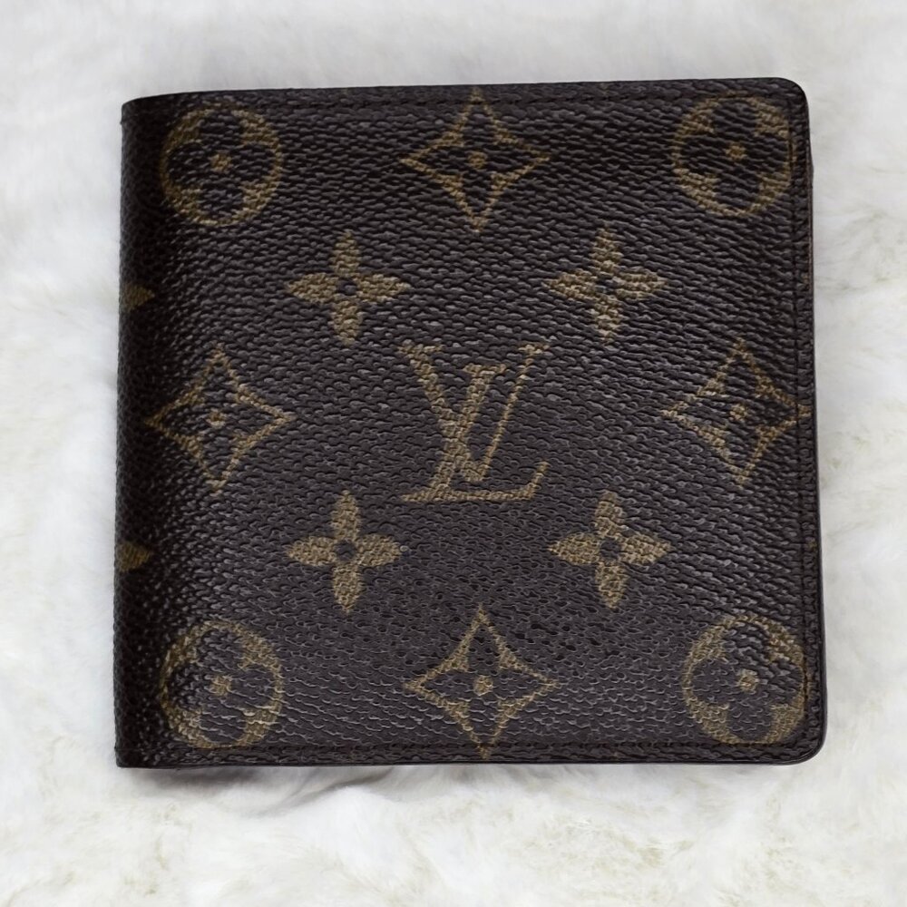 LOUIS VUITTON Folded Wallet Porte Vieille Credit Monet Monogram
